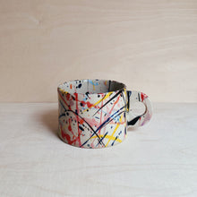 Lade das Bild in den Galerie-Viewer, Tasse Speckles 21
