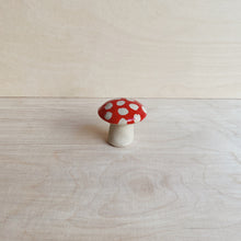 Lade das Bild in den Galerie-Viewer, Pilz-Objekt No 68
