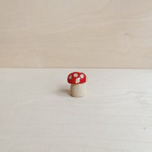 Lade das Bild in den Galerie-Viewer, Pilz-Objekt 133