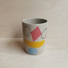 Load image into Gallery viewer, Gefäß in Kooperation mit Atelier Eva Strobel / Abstract Shapes 02