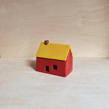 Lade das Bild in den Galerie-Viewer, Räucher Häuschen
