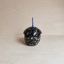 Load image into Gallery viewer, Lidded pot object No 9