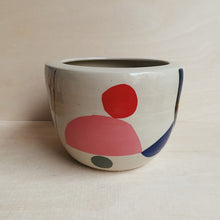 Load image into Gallery viewer, Gefäß in Kooperation mit Atelier Eva Strobel / Abstract Shapes 03