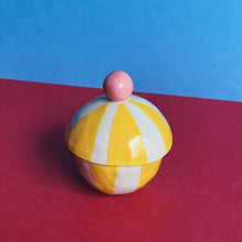 Lade das Bild in den Galerie-Viewer, Behältnis/Objekt No 24