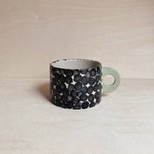 Lade das Bild in den Galerie-Viewer, Tasse Dots 11