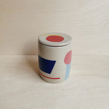 Load image into Gallery viewer, Gefäß mit Deckel in Kooperation mit Atelier Eva Strobel / Abstract Shapes 11