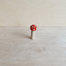 Lade das Bild in den Galerie-Viewer, Pilz-Objekt No 73