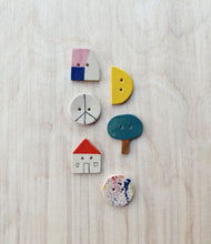 Load image into Gallery viewer, Set of 6 ceramic buttons
