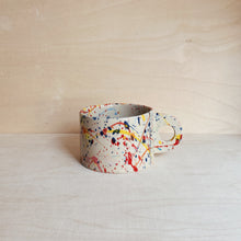 Lade das Bild in den Galerie-Viewer, Tasse Speckles 25