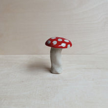 Lade das Bild in den Galerie-Viewer, Pilz-Objekt 71