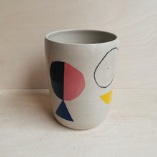 Load image into Gallery viewer, Gefäß in Kooperation mit Atelier Eva Strobel / Abstract Shapes 01