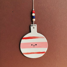 Lade das Bild in den Galerie-Viewer, Anhänger Christmas Face 03