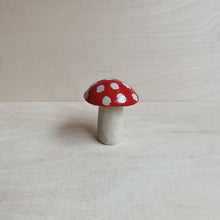 Load image into Gallery viewer, Pilz-Objekt 93