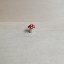 Lade das Bild in den Galerie-Viewer, Pilz-Objekt 82