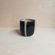 Load image into Gallery viewer, Becher Lines 03