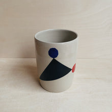 Load image into Gallery viewer, Gefäß in Kooperation mit Atelier Eva Strobel / Abstract Shapes 02