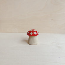 Lade das Bild in den Galerie-Viewer, Pilz-Objekt 129