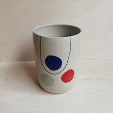 Load image into Gallery viewer, Gefäß in Kooperation mit Atelier Eva Strobel / Abstract Shapes 01