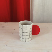 Lade das Bild in den Galerie-Viewer, Tasse Grid 3