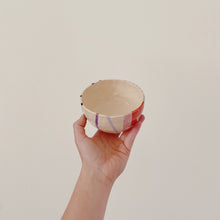 Lade das Bild in den Galerie-Viewer, Schale (XS) Collage 02