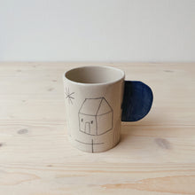 Lade das Bild in den Galerie-Viewer, Tasse Haus 18