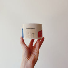 Lade das Bild in den Galerie-Viewer, Schale (XS) Häuser 03