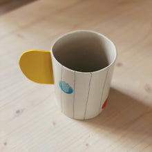 Lade das Bild in den Galerie-Viewer, Tasse Linien und Punkte 2