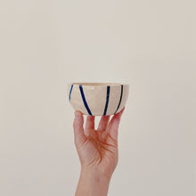 Lade das Bild in den Galerie-Viewer, Schale (XS) Collage 02