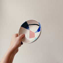 Lade das Bild in den Galerie-Viewer, Schale (S) Collage 04