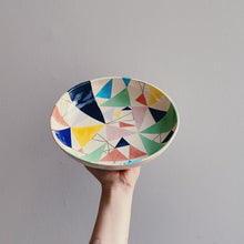 Lade das Bild in den Galerie-Viewer, Schale (L) Dreiecke 01