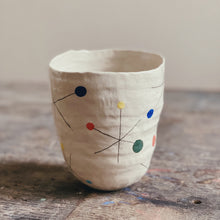 Lade das Bild in den Galerie-Viewer, Vasen Studie 02