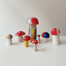 Lade das Bild in den Galerie-Viewer, Pilz-Objekt No 36