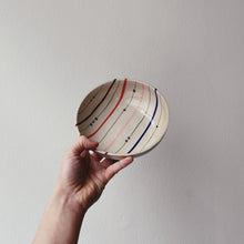 Lade das Bild in den Galerie-Viewer, Schale (S) Linien und Punkte 01