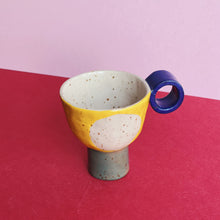 Lade das Bild in den Galerie-Viewer, Tee Tasse Collage 07
