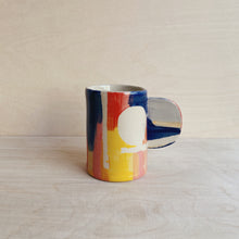 Load image into Gallery viewer, Mug Abstract Shapes 16
