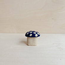 Load image into Gallery viewer, Mushroom Object 127
