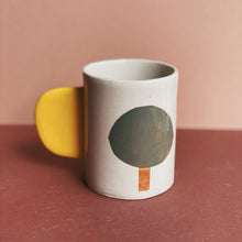 Load image into Gallery viewer, Becher Haus 1
