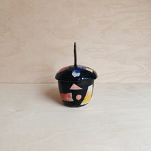 Load image into Gallery viewer, Lidded pot object No 8
