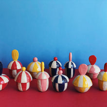 Load image into Gallery viewer, Behältnis/Objekt No 27

