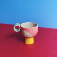 Lade das Bild in den Galerie-Viewer, Tasse Collage 04
