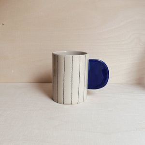 Mug Lines 03