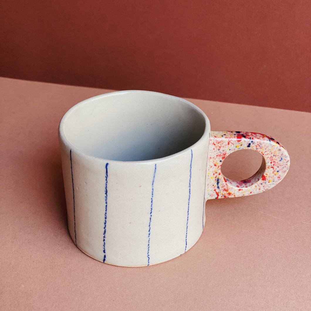 Tasse Lines & Speckles 01