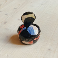 Load image into Gallery viewer, Lidded pot object no 3
